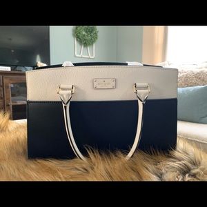 Black and White Kate Spade Purse *BRAND NEW*